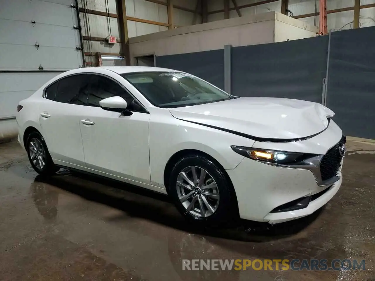 4 Photograph of a damaged car 3MZBPABL3KM112368 MAZDA 3 2019