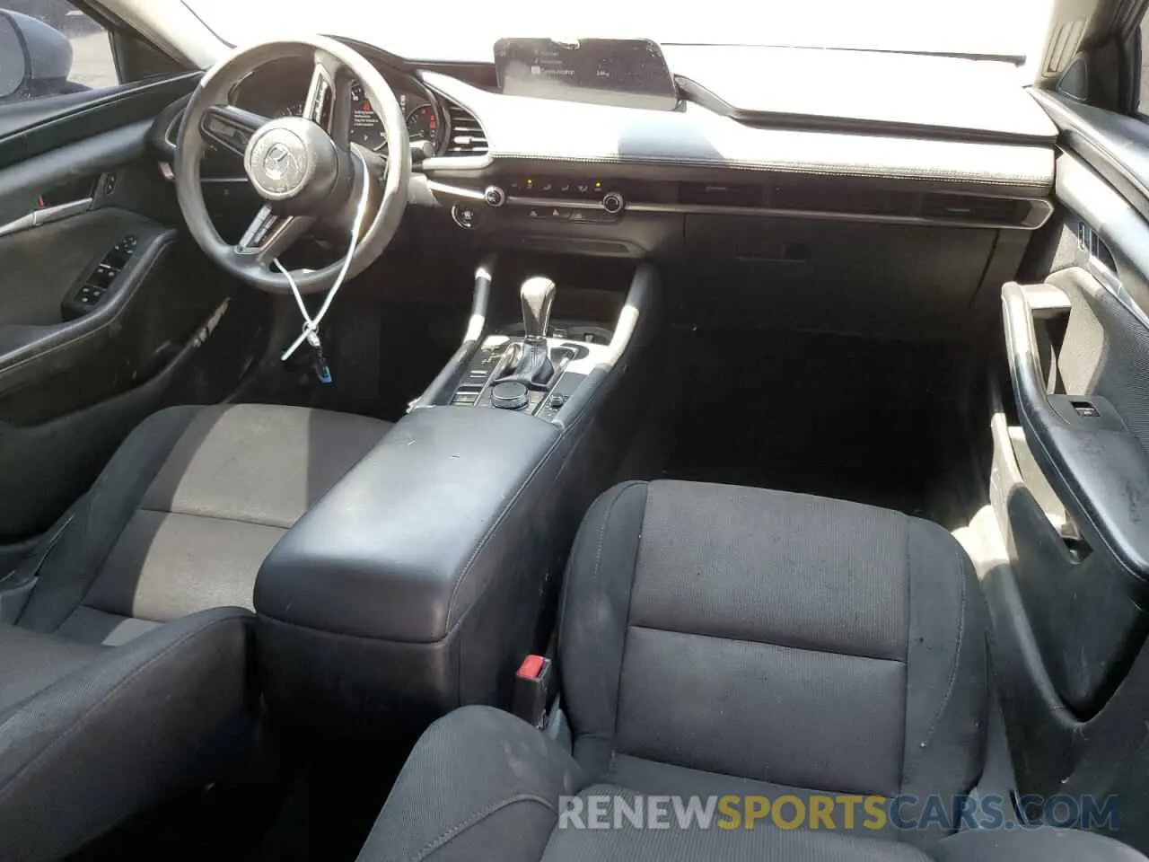 8 Photograph of a damaged car 3MZBPABL8KM112754 MAZDA 3 2019