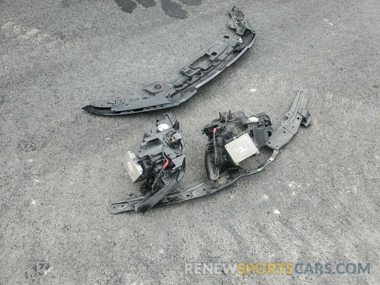 12 Photograph of a damaged car 3MZBPADL3KM106423 MAZDA 3 2019