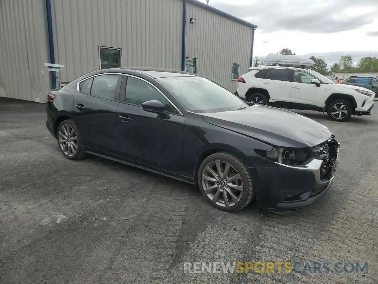 4 Photograph of a damaged car 3MZBPADL3KM106423 MAZDA 3 2019