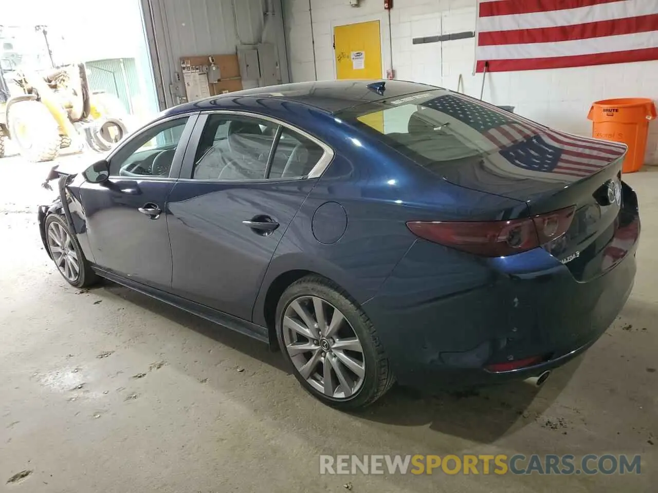 2 Photograph of a damaged car 3MZBPADL3KM107877 MAZDA 3 2019