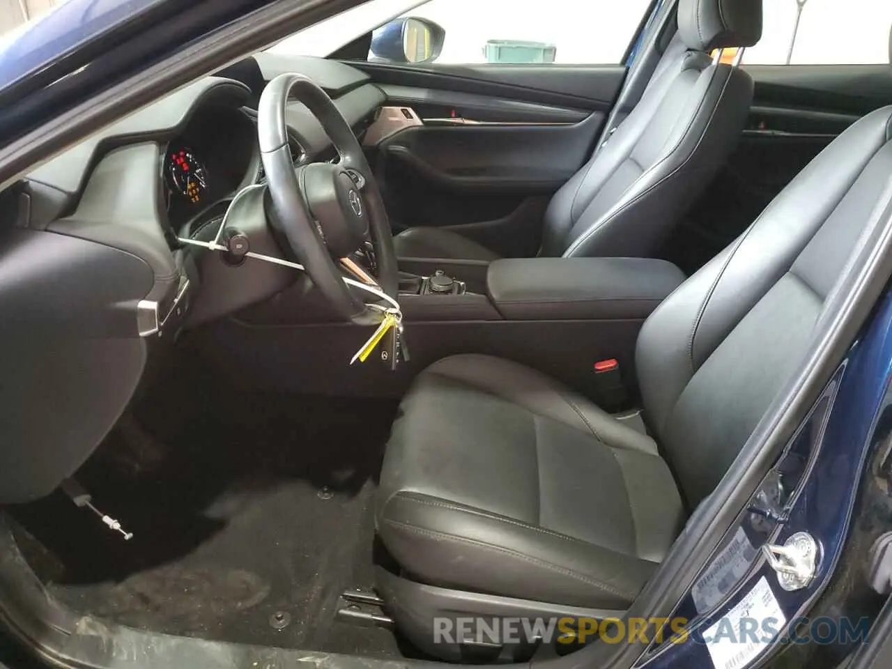 7 Photograph of a damaged car 3MZBPADL3KM107877 MAZDA 3 2019