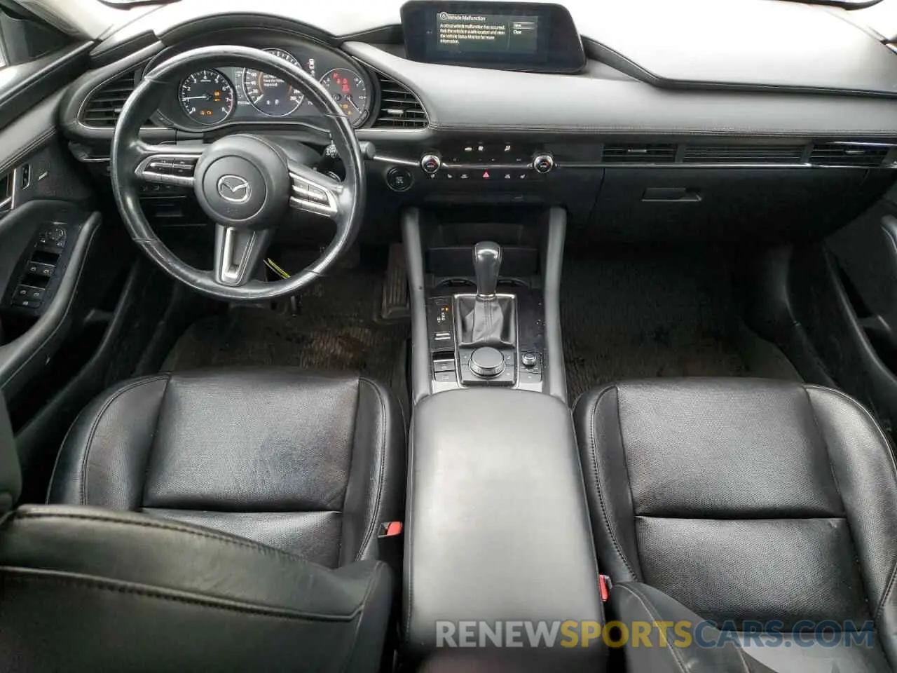 8 Photograph of a damaged car 3MZBPADM8KM103610 MAZDA 3 2019
