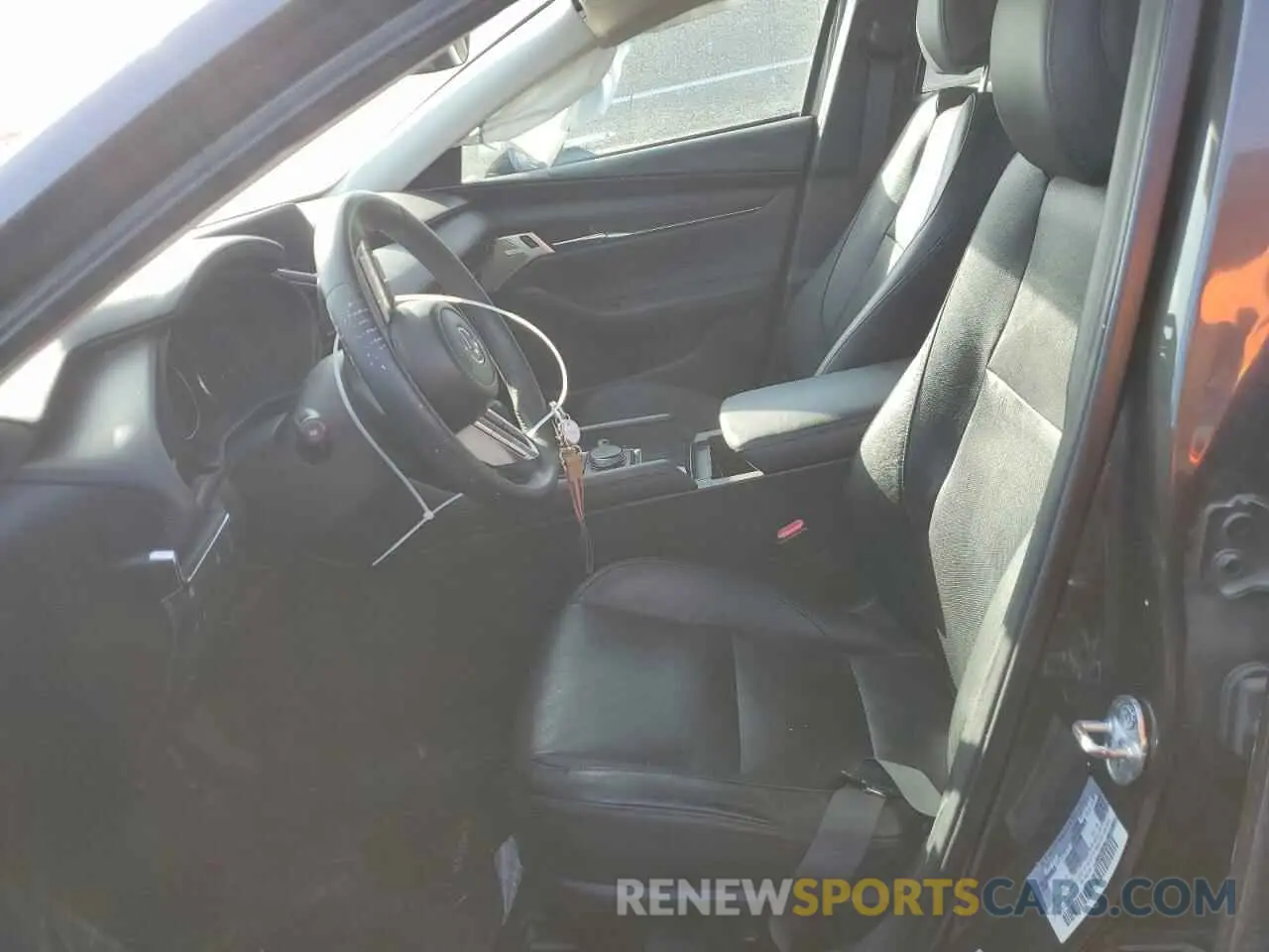 7 Photograph of a damaged car 3MZBPAEM4KM105188 MAZDA 3 2019
