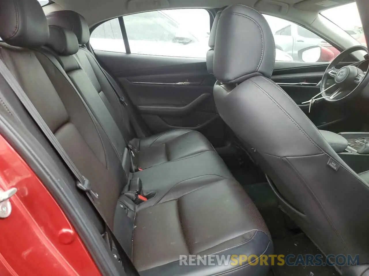 10 Photograph of a damaged car 3MZBPAEM6KM103409 MAZDA 3 2019
