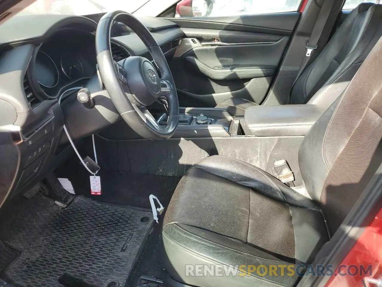 7 Photograph of a damaged car 3MZBPAEM6KM103443 MAZDA 3 2019