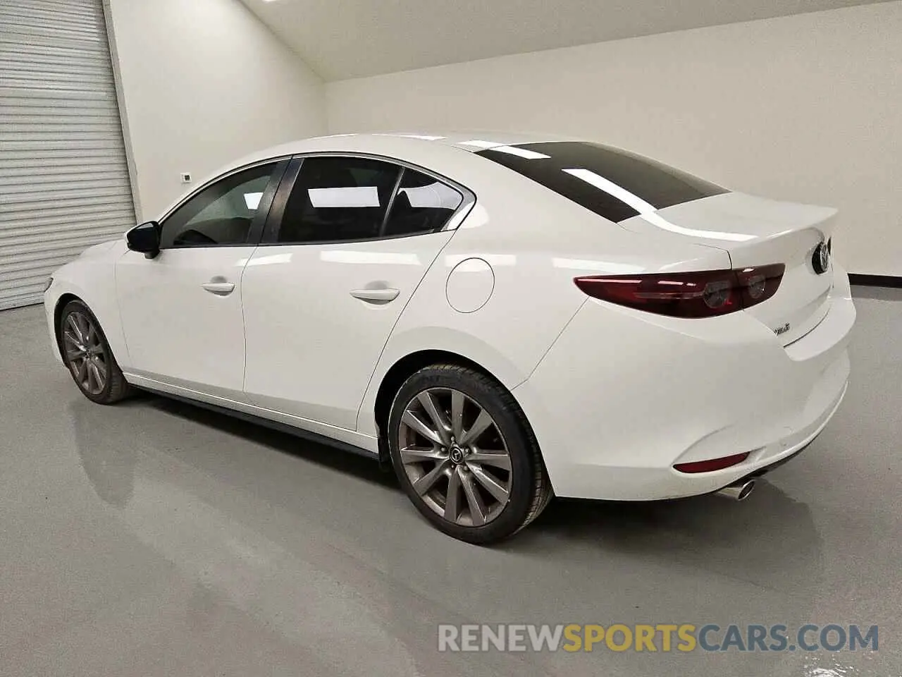 2 Photograph of a damaged car JM1BPACL4K1110496 MAZDA 3 2019