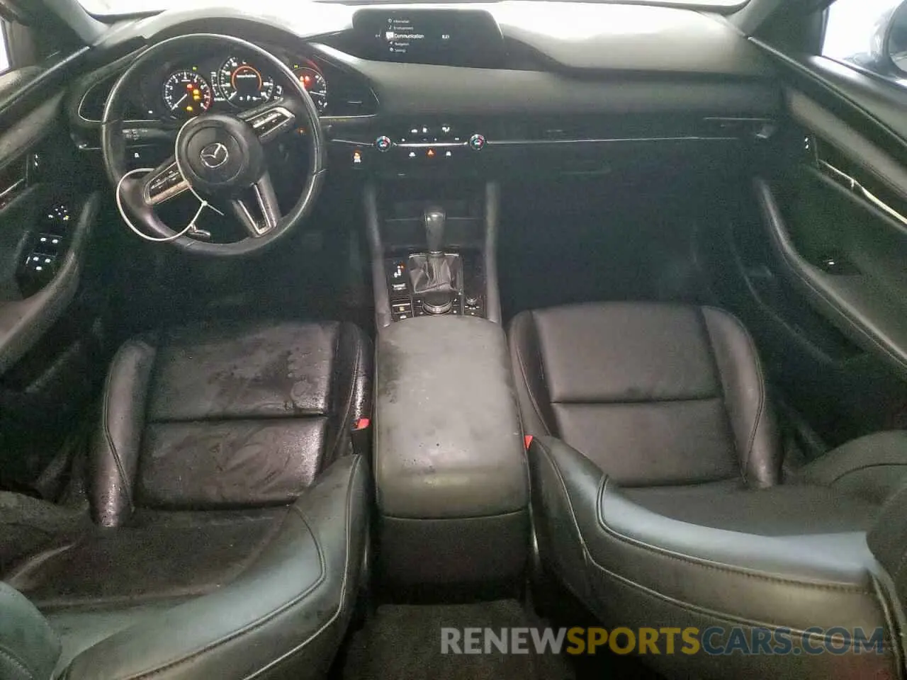 8 Photograph of a damaged car JM1BPBJM2K1136404 MAZDA 3 2019