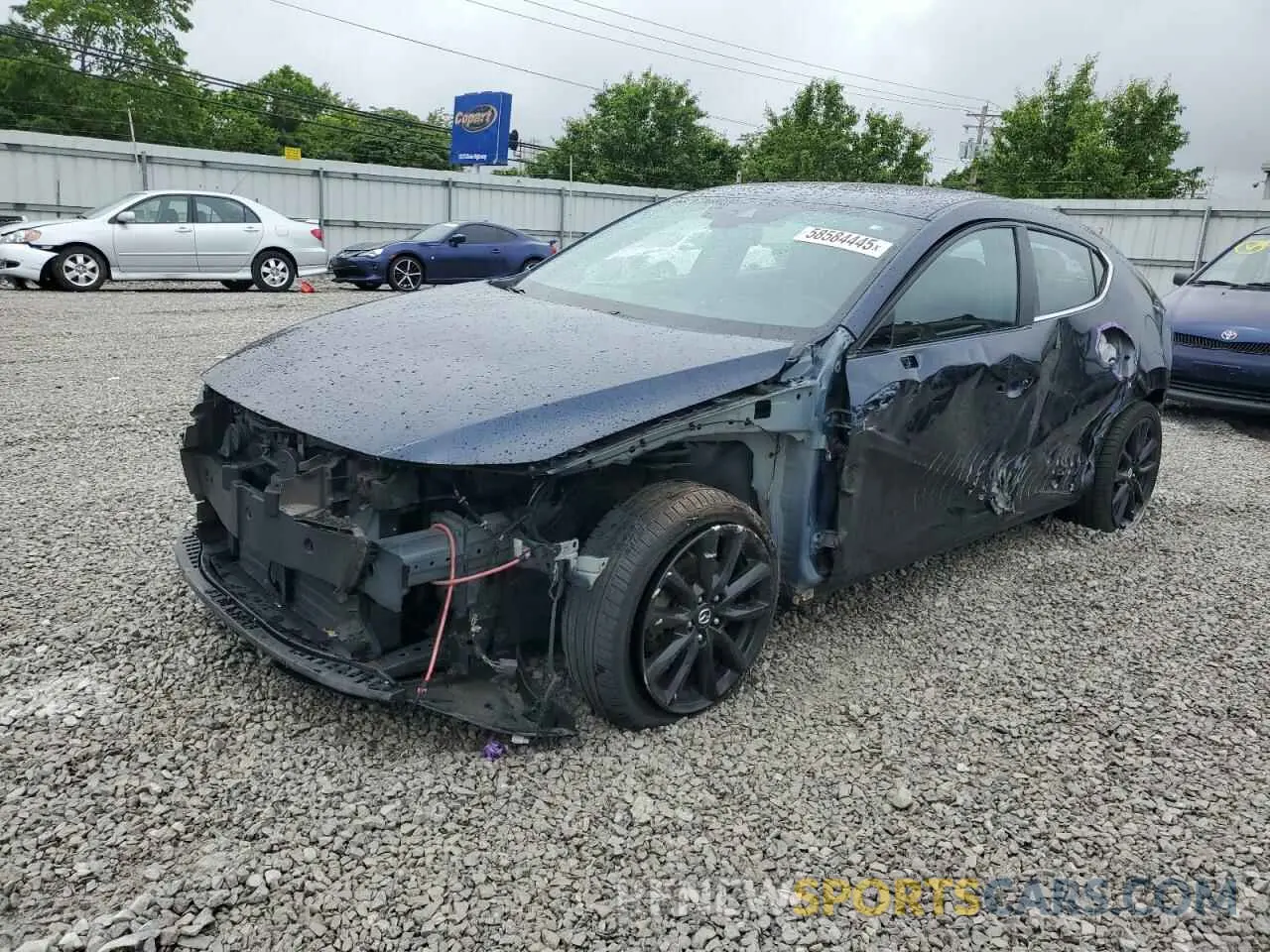 1 Фотография поврежденного автомобиля JM1BPBNM7K1125540 MAZDA 3 2019
