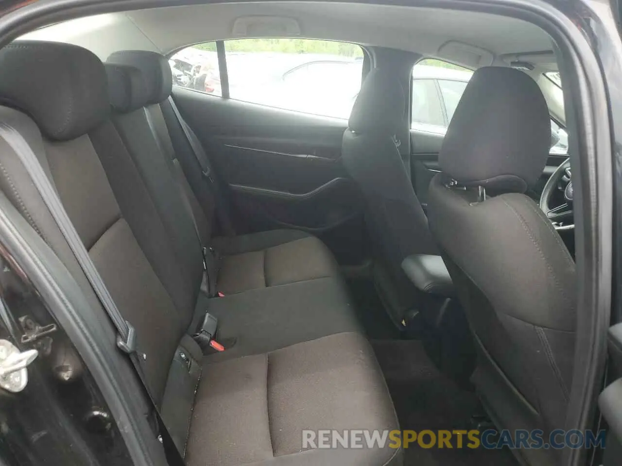 10 Фотография поврежденного автомобиля 3MZBPABL2LM130247 MAZDA 3 2020
