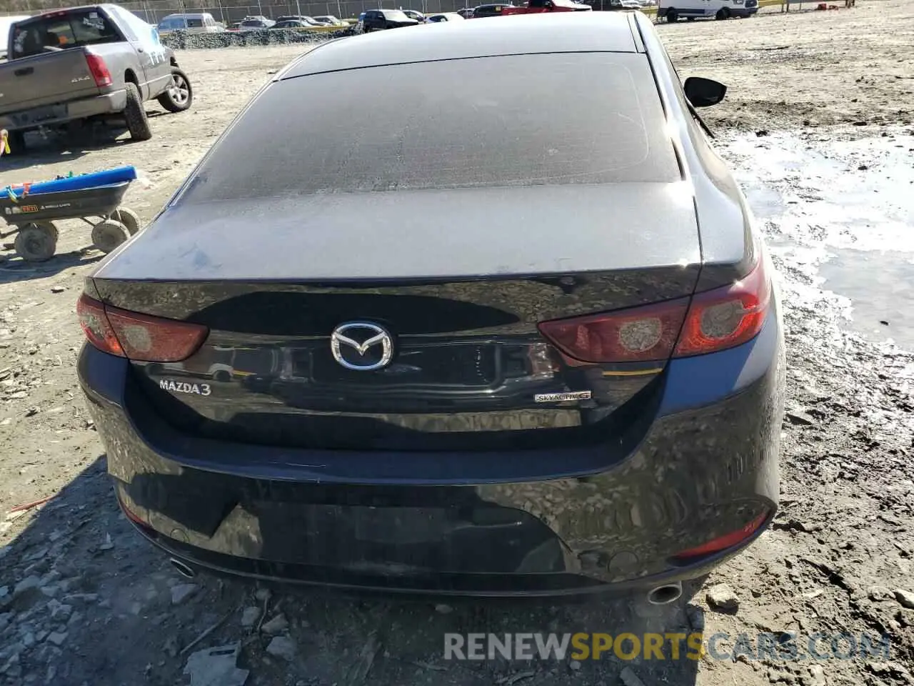 6 Photograph of a damaged car 3MZBPABL5LM133773 MAZDA 3 2020