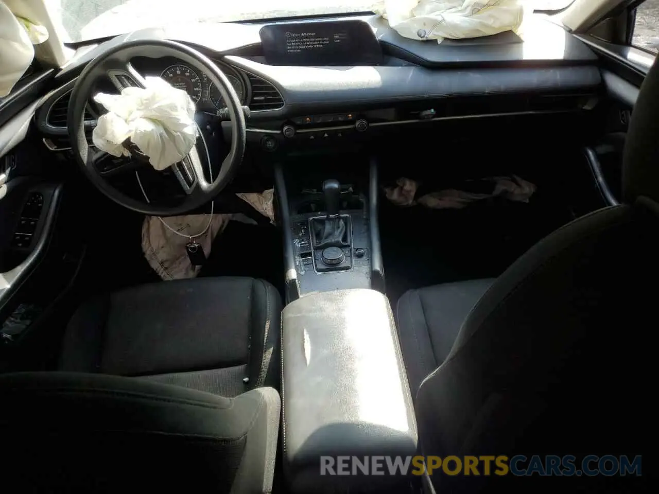 8 Photograph of a damaged car 3MZBPABL5LM133773 MAZDA 3 2020