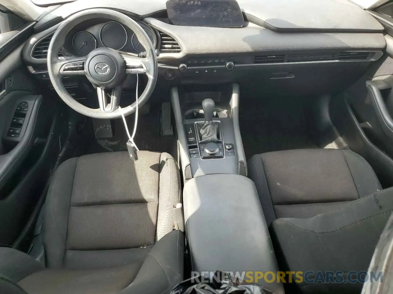8 Фотография поврежденного автомобиля 3MZBPABL9LM137373 MAZDA 3 2020