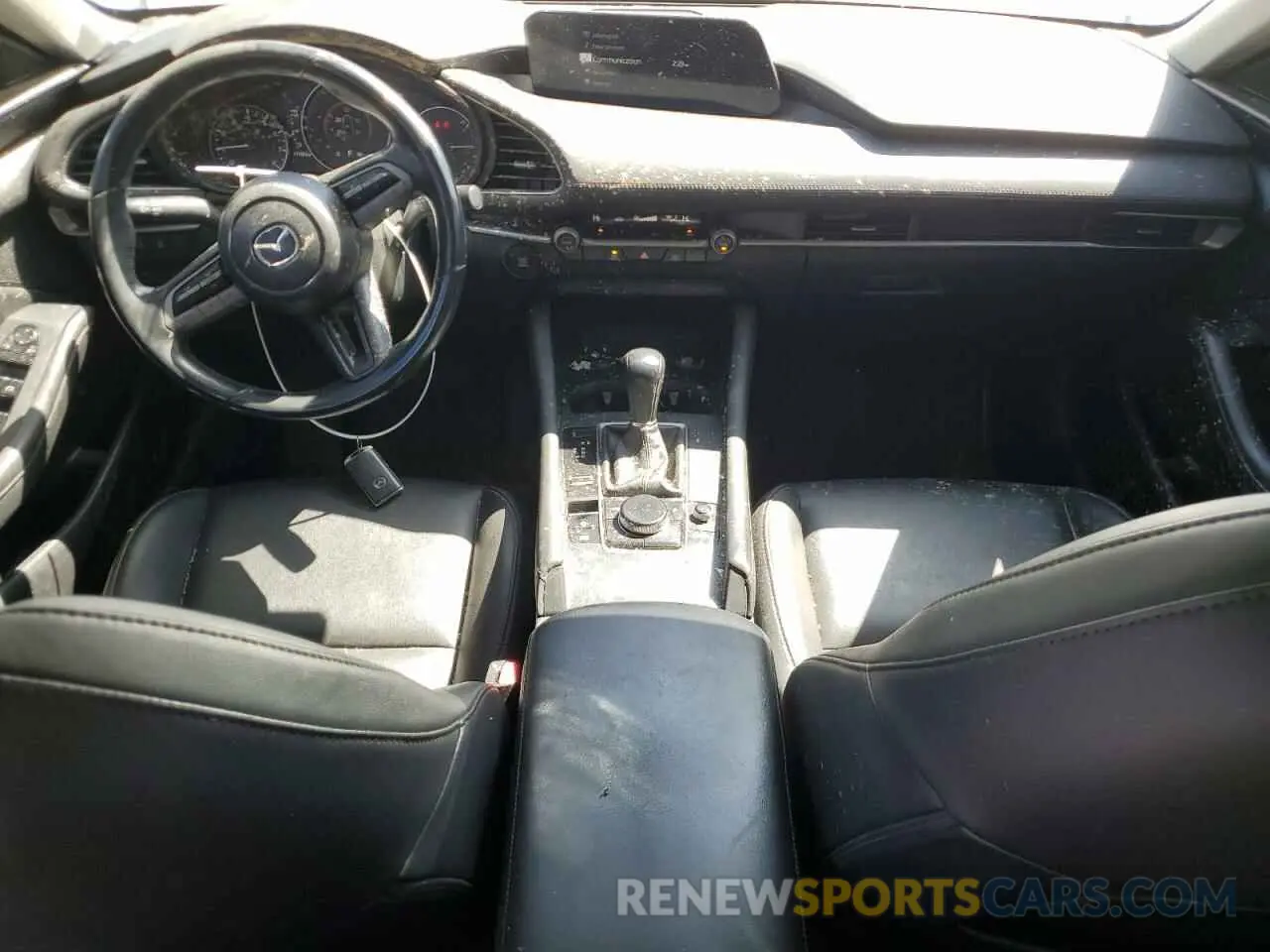 8 Photograph of a damaged car 3MZBPACL1LM132652 MAZDA 3 2020