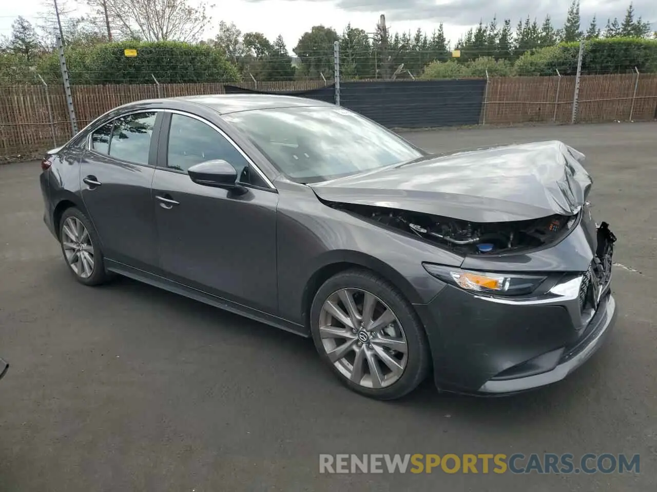 4 Фотография поврежденного автомобиля 3MZBPACL2LM132241 MAZDA 3 2020