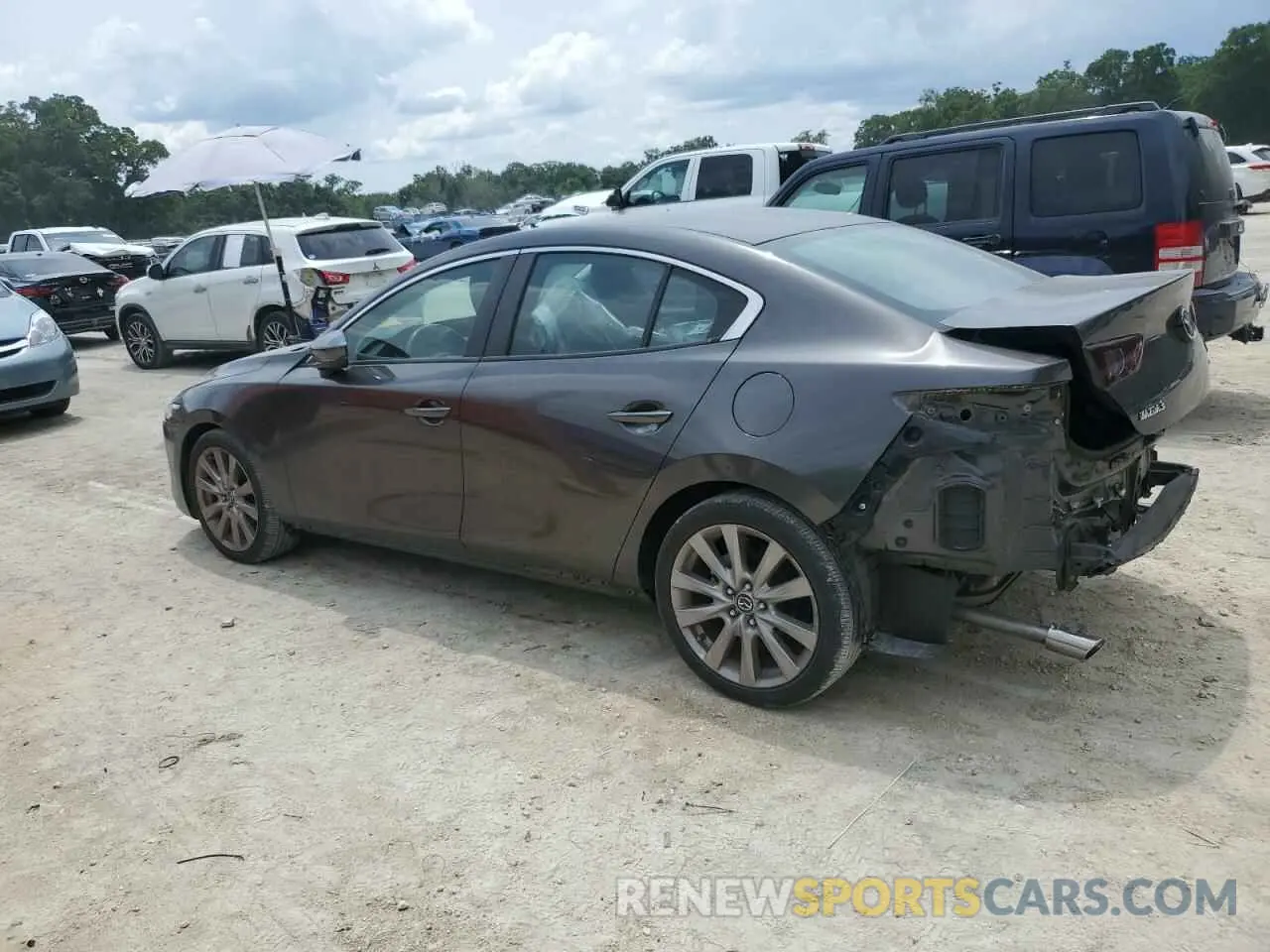 2 Photograph of a damaged car 3MZBPACL3LM127114 MAZDA 3 2020