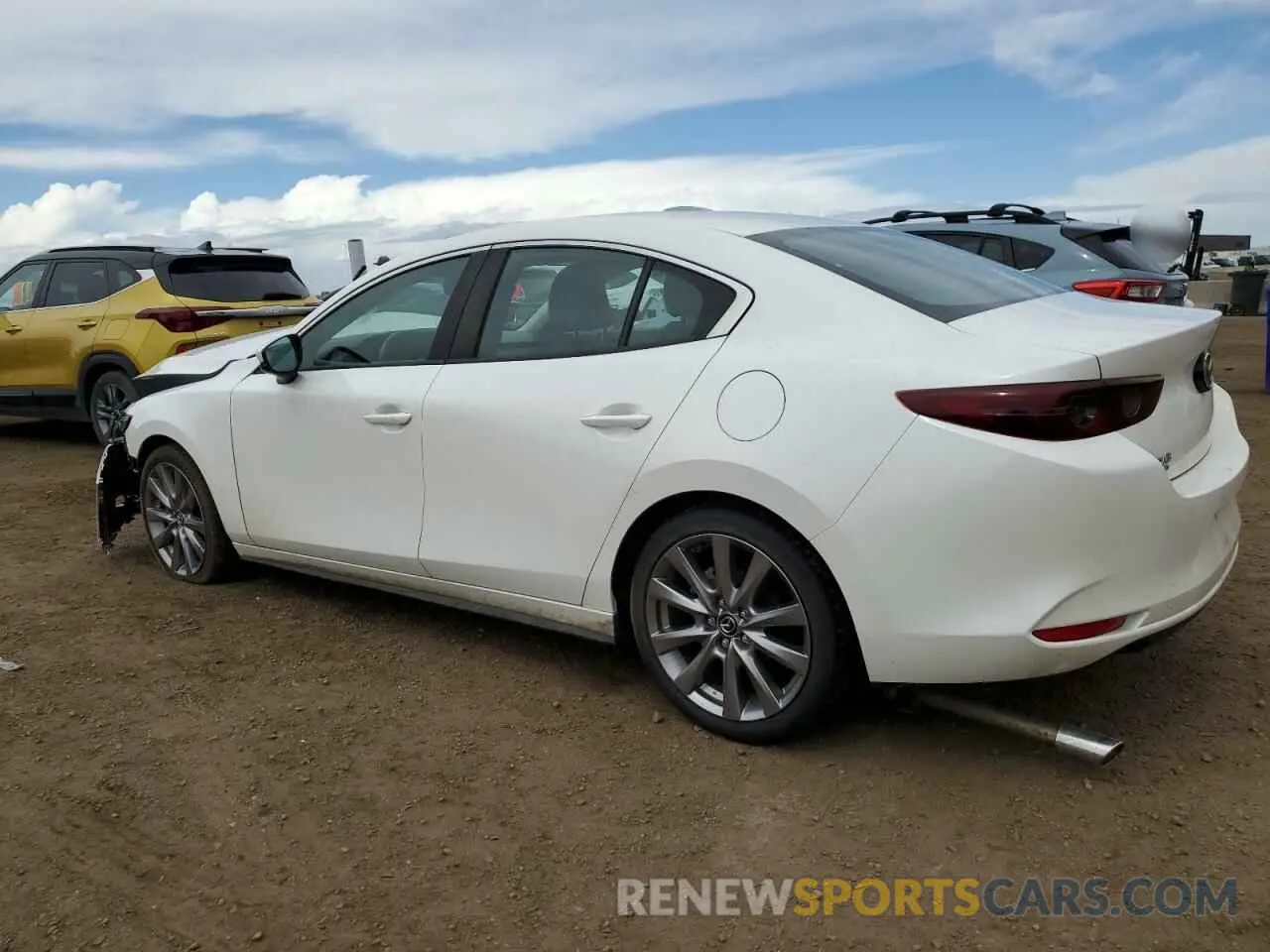 2 Photograph of a damaged car 3MZBPBCMXLM135340 MAZDA 3 2020