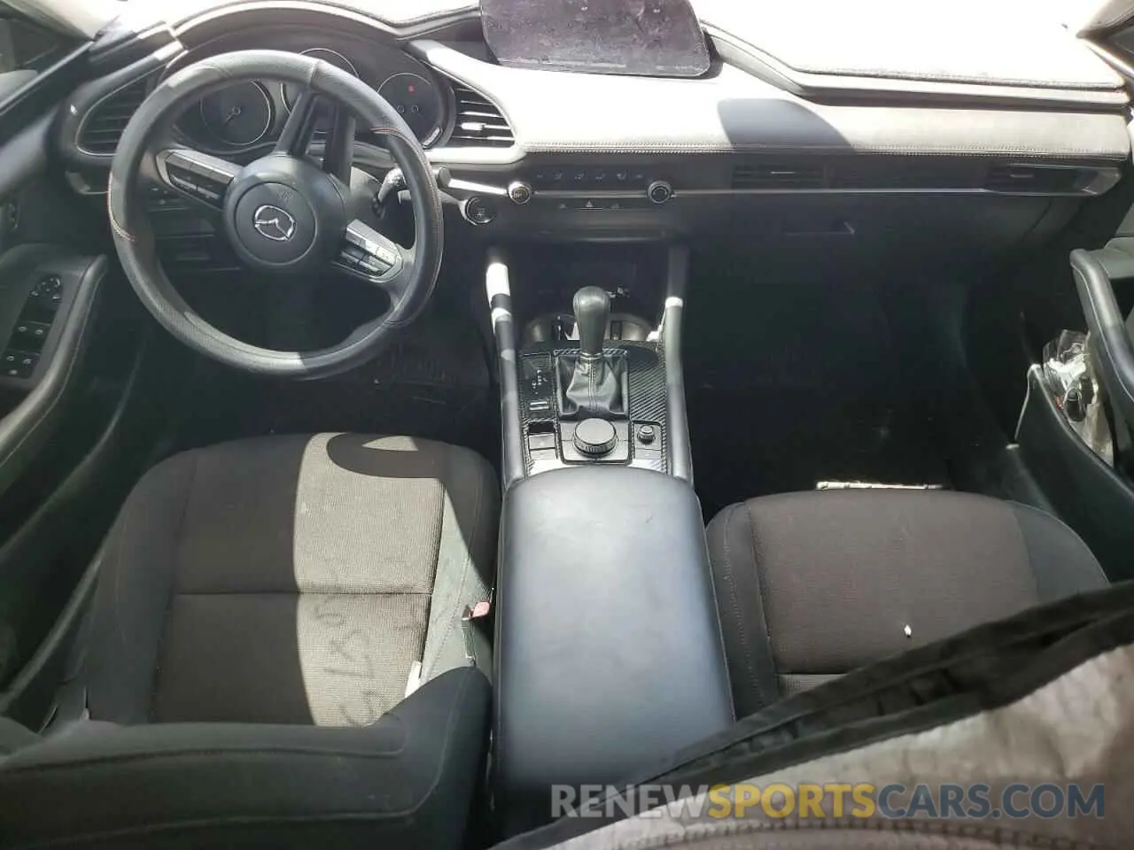8 Photograph of a damaged car JM1BPABL1L1147881 MAZDA 3 2020