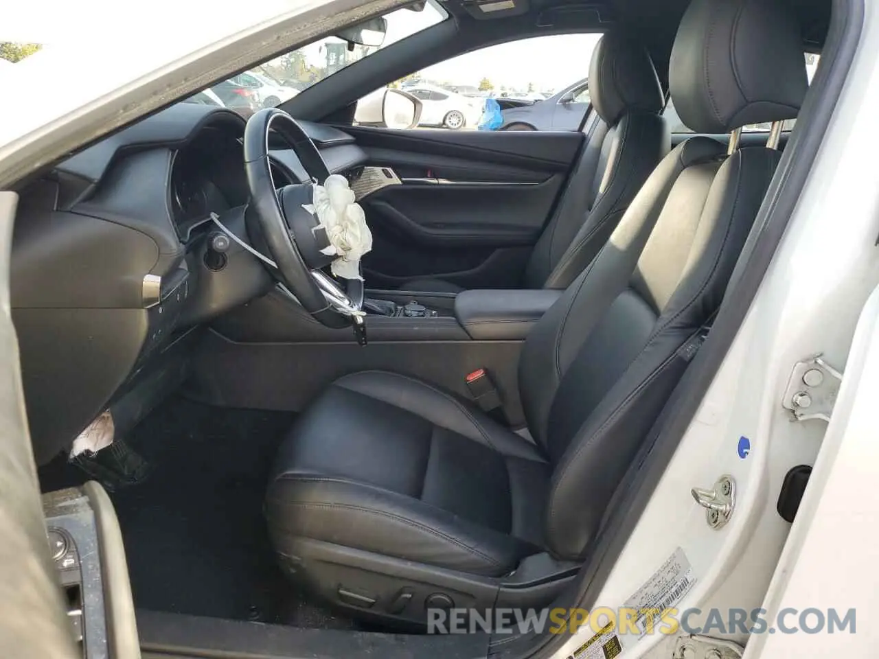 7 Фотография поврежденного автомобиля JM1BPAMMXL1175040 MAZDA 3 2020