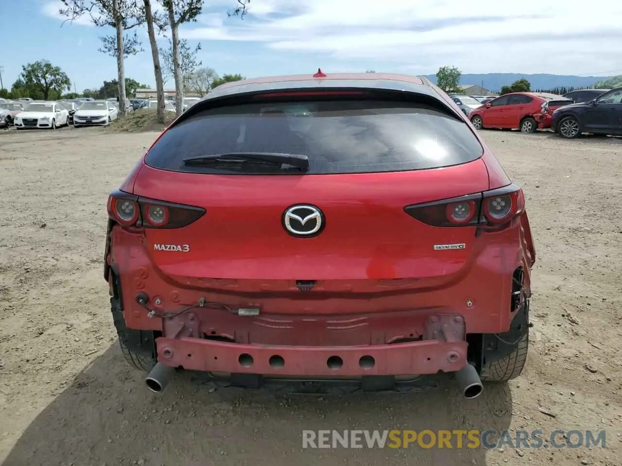 6 Фотография поврежденного автомобиля JM1BPANM1L1164801 MAZDA 3 2020