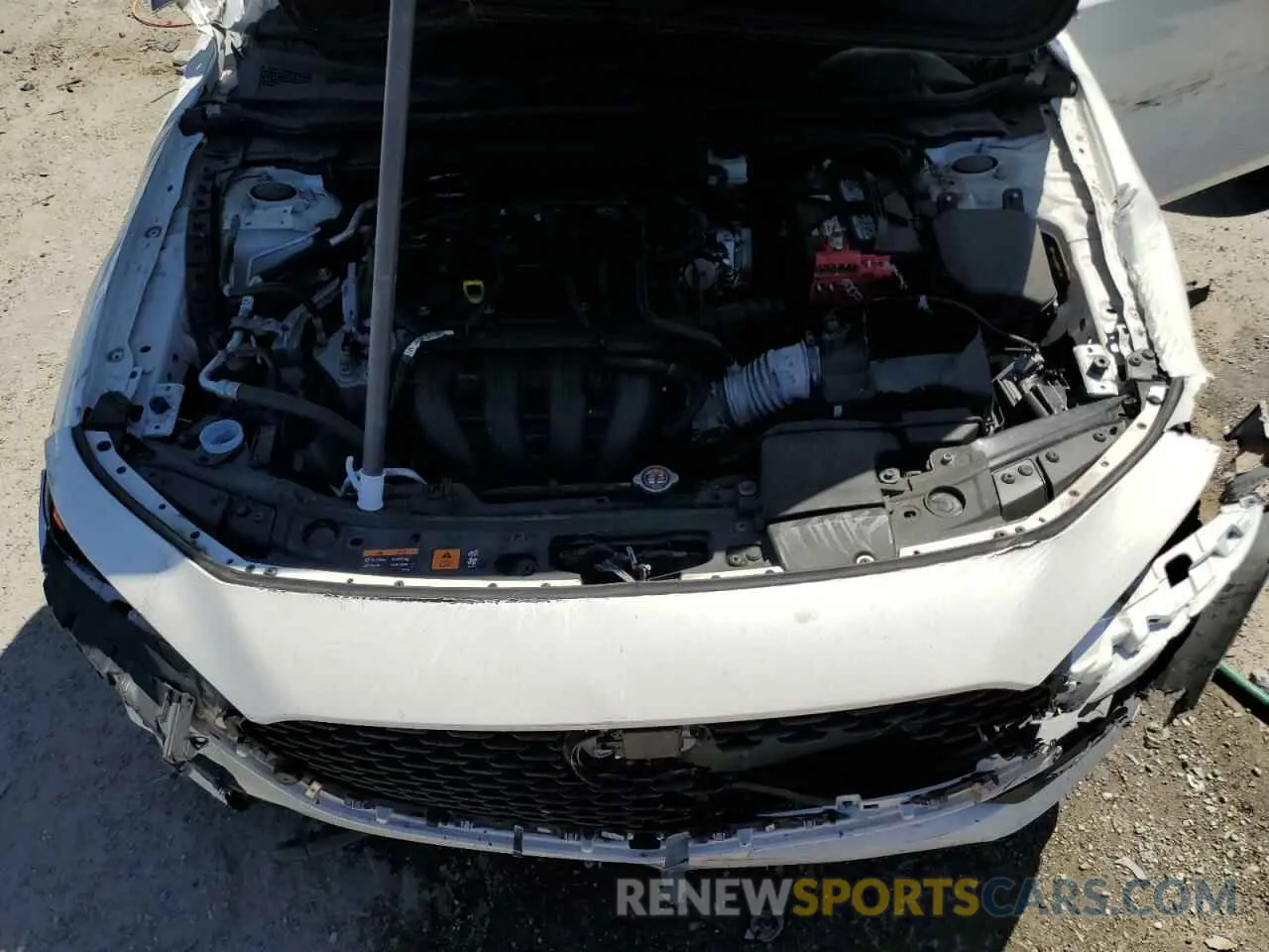 11 Photograph of a damaged car JM1BPBEM6L1172348 MAZDA 3 2020