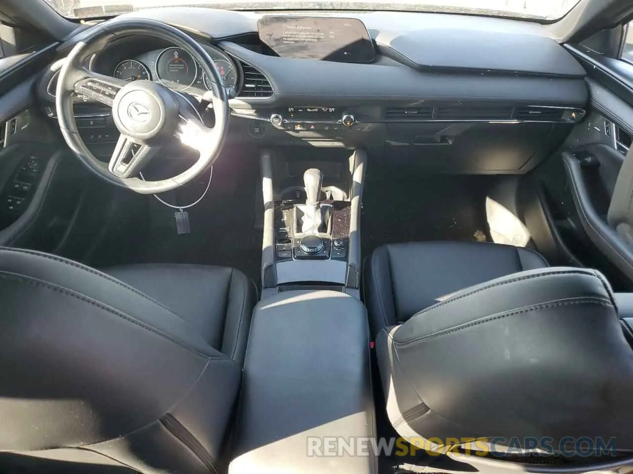 8 Фотография поврежденного автомобиля JM1BPBMM5L1168521 MAZDA 3 2020