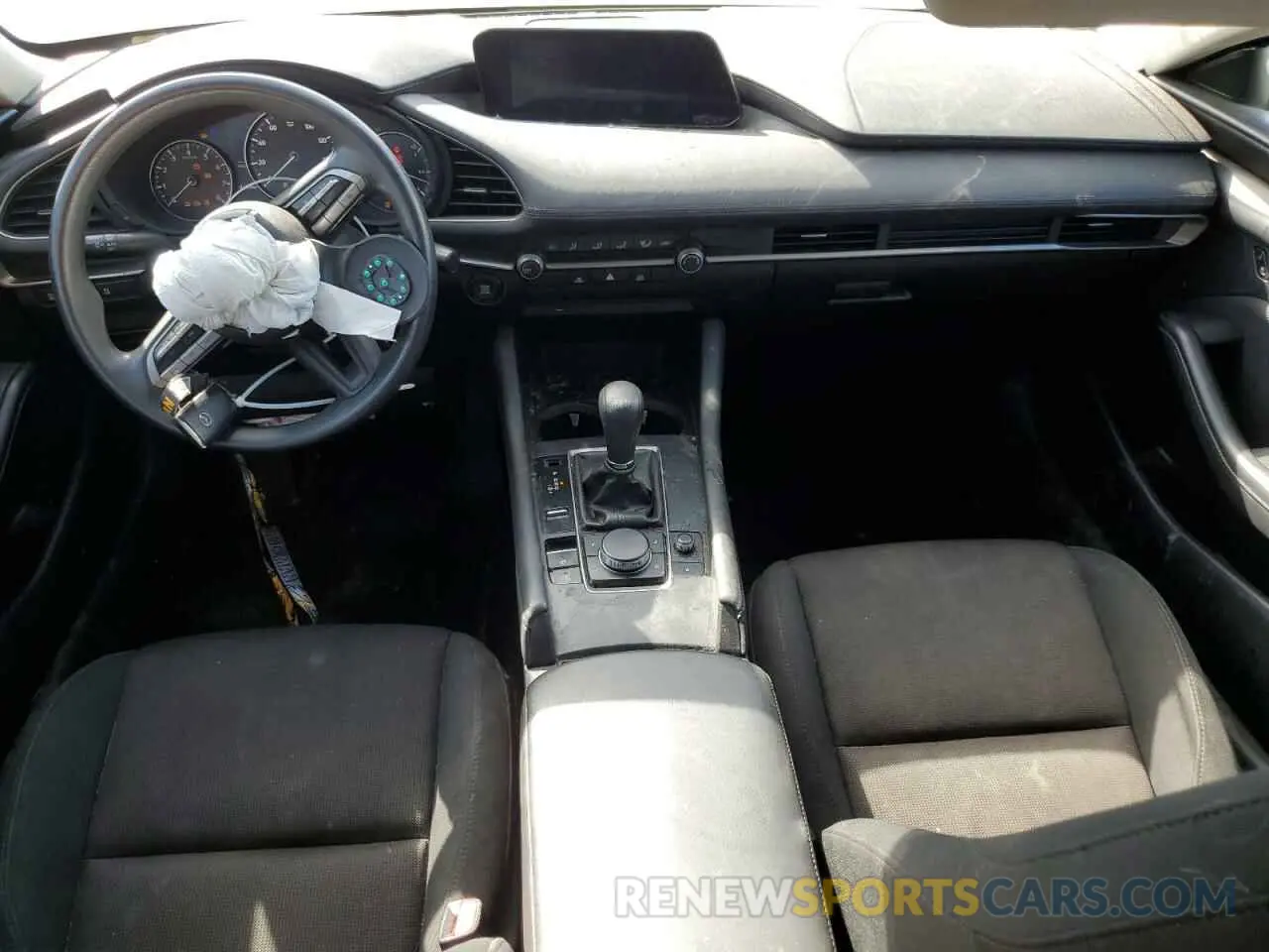 8 Photograph of a damaged car 3MZBPAAL2MM202311 MAZDA 3 2021