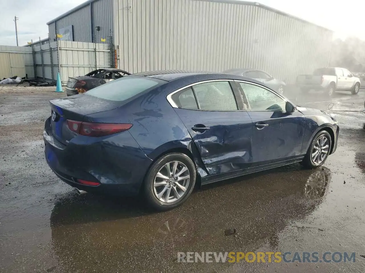 3 Photograph of a damaged car 3MZBPAAL2MM205466 MAZDA 3 2021