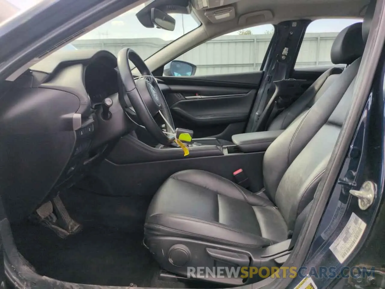 7 Photograph of a damaged car 3MZBPABL9MM253920 MAZDA 3 2021