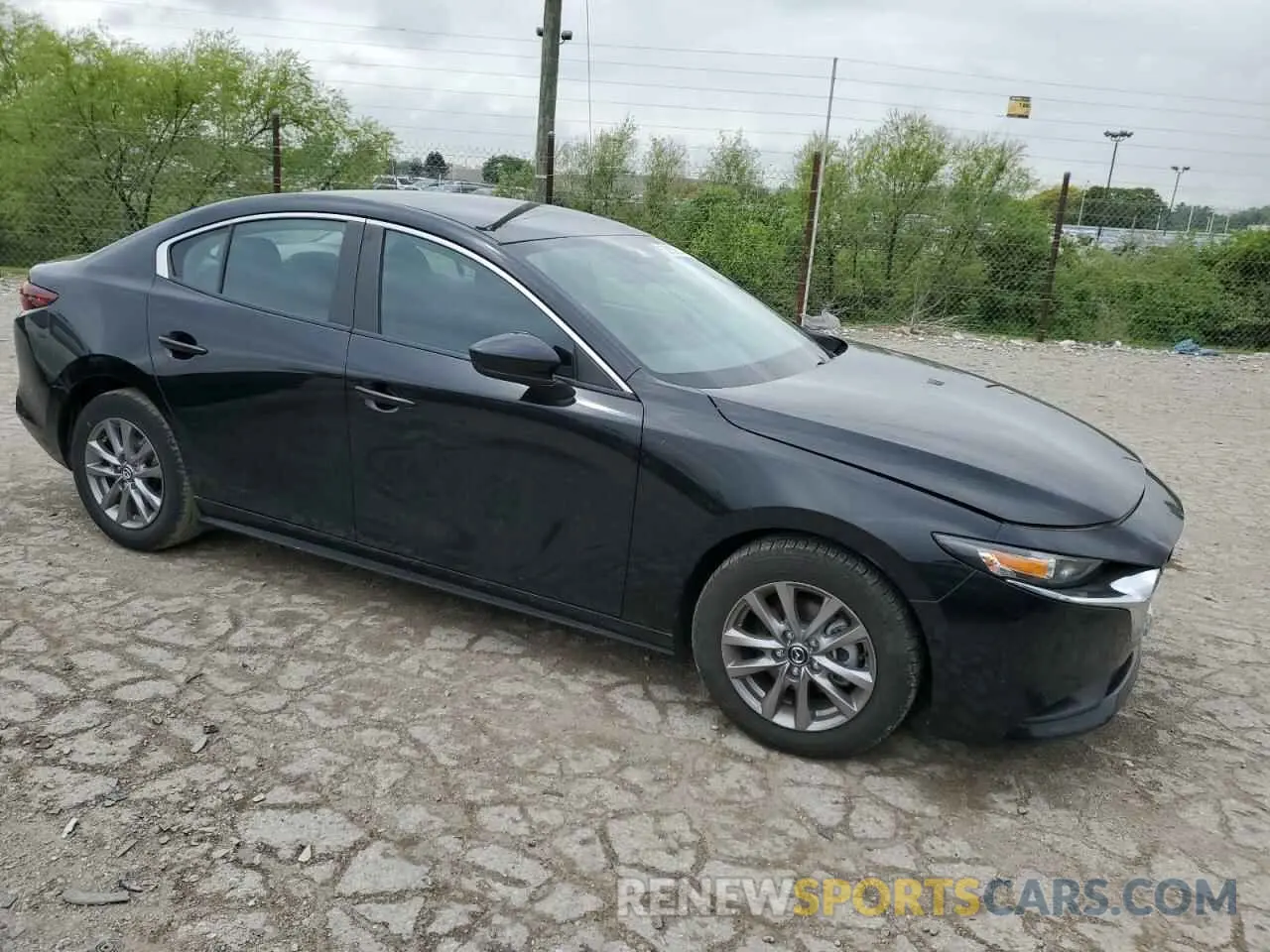 4 Photograph of a damaged car JM1BPAAL2M1335330 MAZDA 3 2021