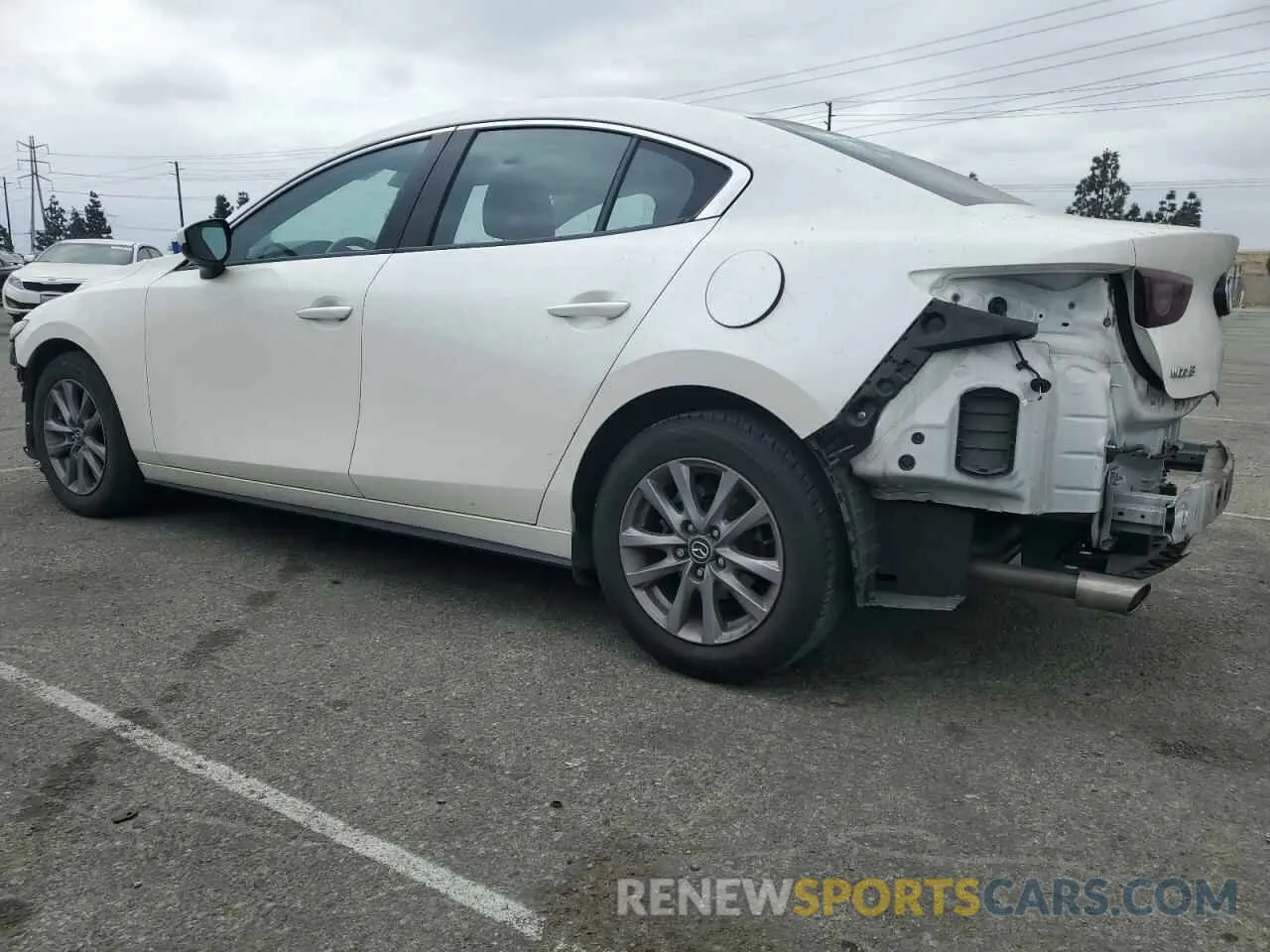 2 Photograph of a damaged car JM1BPAAL3M1321338 MAZDA 3 2021