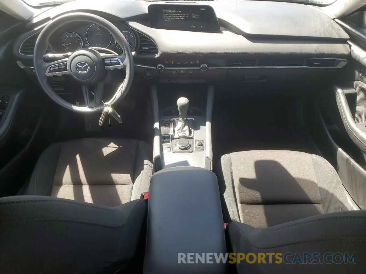 8 Фотография поврежденного автомобиля JM1BPAAL4M1334955 MAZDA 3 2021