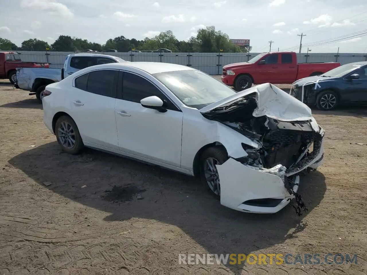4 Photograph of a damaged car JM1BPAALXM1331655 MAZDA 3 2021