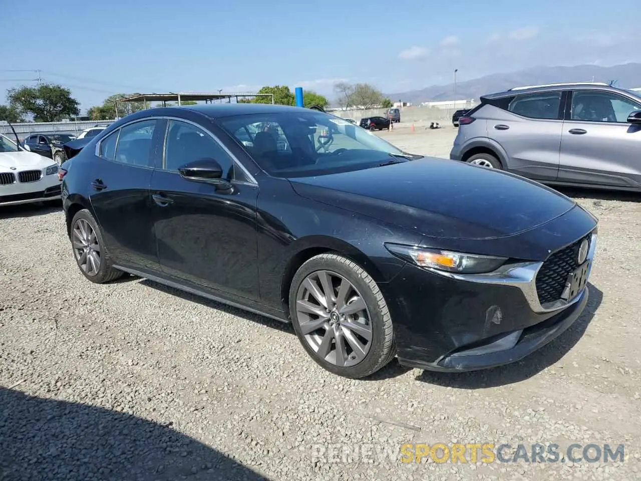 4 Фотография поврежденного автомобиля JM1BPABLXM1337003 MAZDA 3 2021