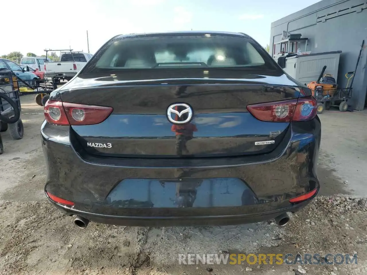 6 Photograph of a damaged car JM1BPACL7M1325941 MAZDA 3 2021