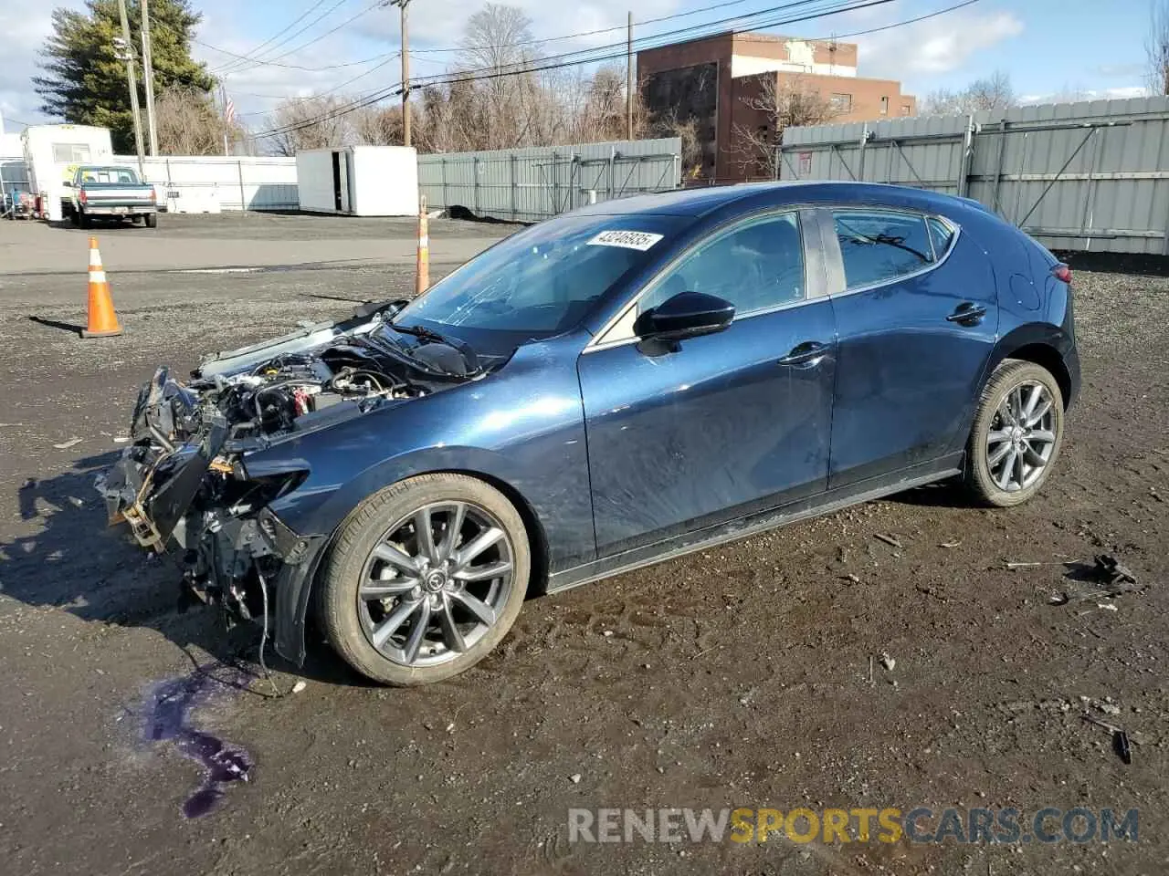 1 Фотография поврежденного автомобиля JM1BPAKL2M1402989 MAZDA 3 2021