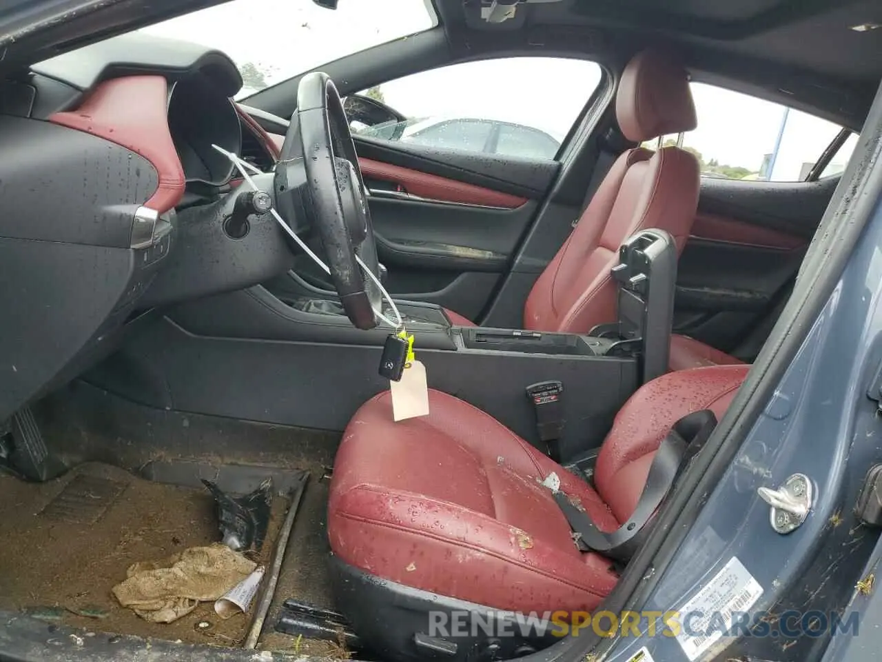 7 Photograph of a damaged car JM1BPAML6M1347072 MAZDA 3 2021