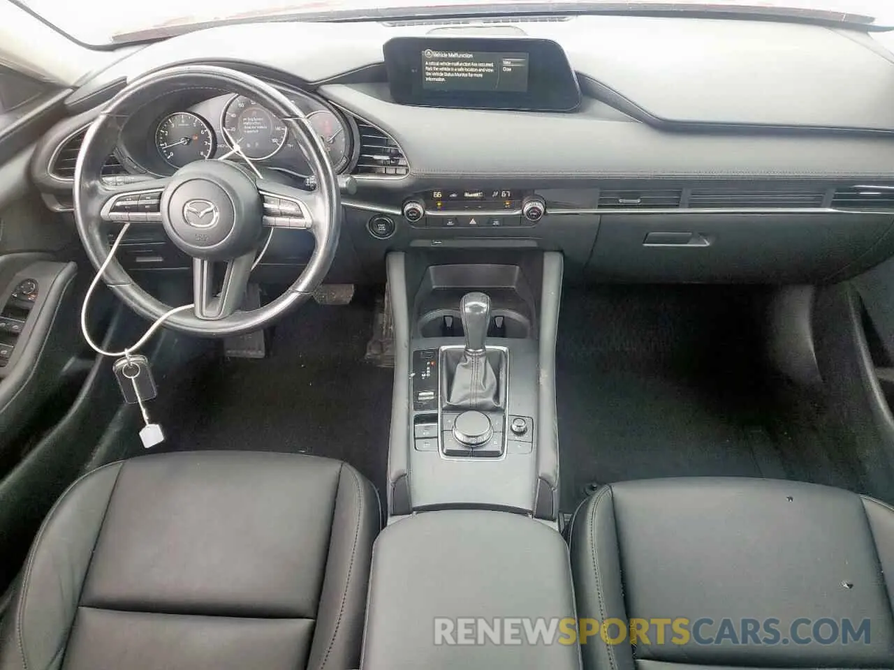 8 Фотография поврежденного автомобиля JM1BPBBL1M1344007 MAZDA 3 2021