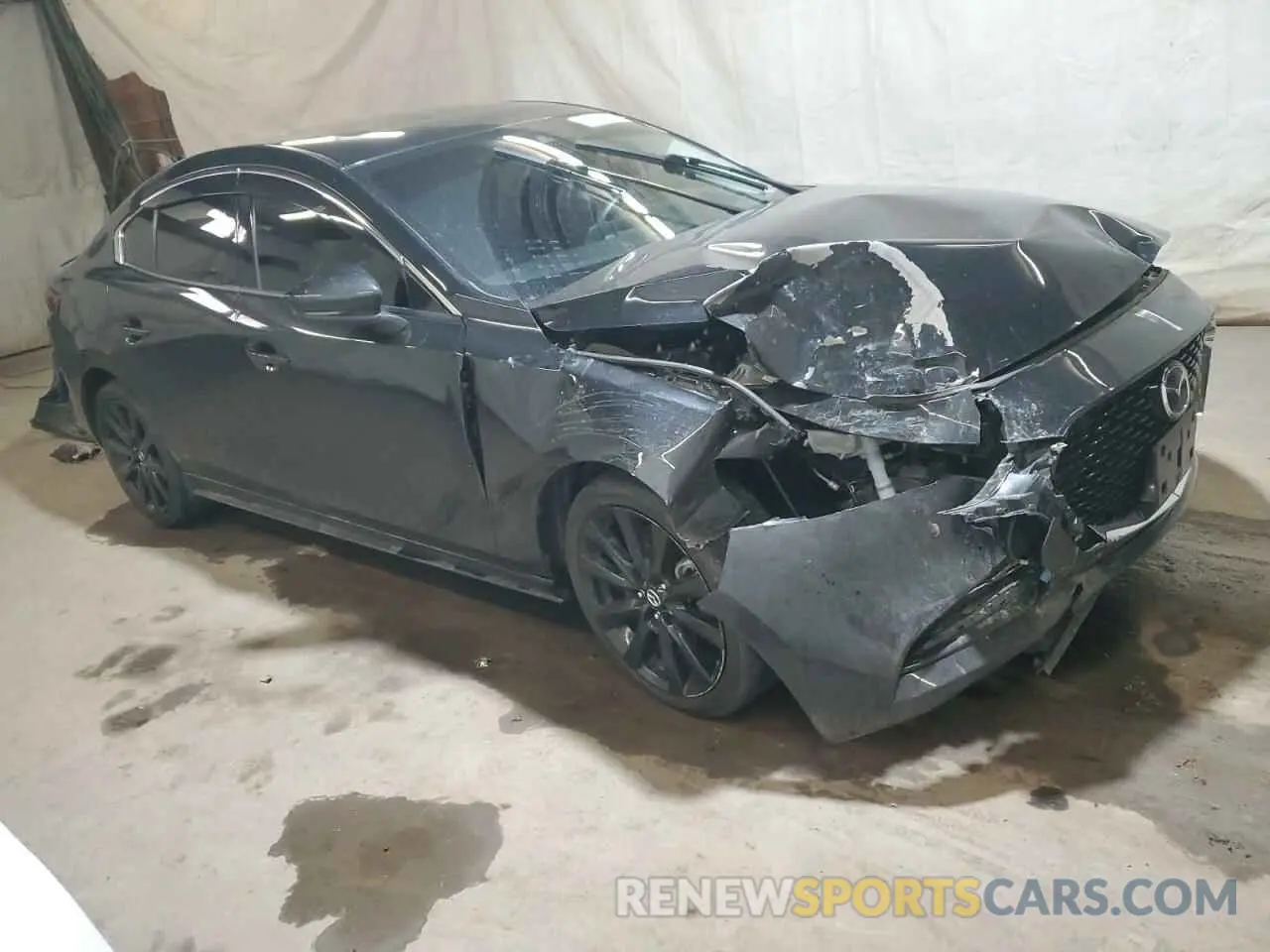 4 Photograph of a damaged car JM1BPBEY9M1309724 MAZDA 3 2021