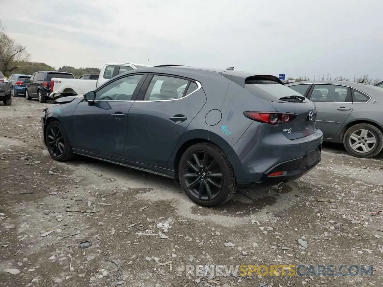 2 Фотография поврежденного автомобиля JM1BPBML5M1345240 MAZDA 3 2021