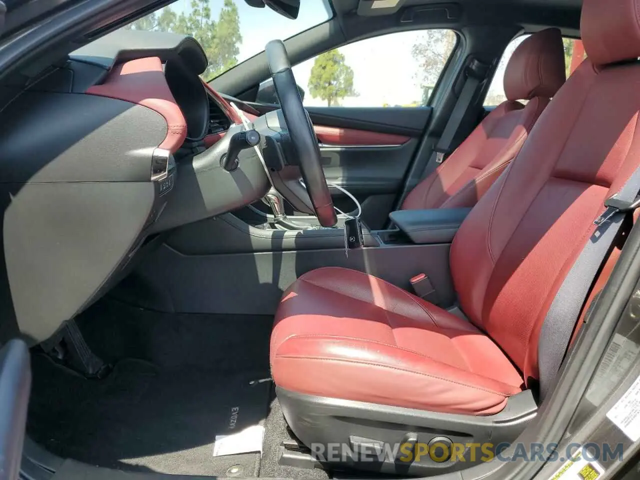 7 Фотография поврежденного автомобиля JM1BPBNY6M1333768 MAZDA 3 2021