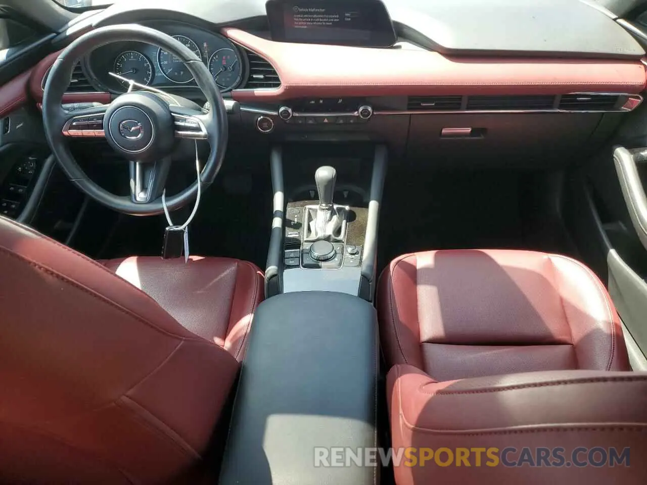 8 Фотография поврежденного автомобиля JM1BPBNY6M1333768 MAZDA 3 2021