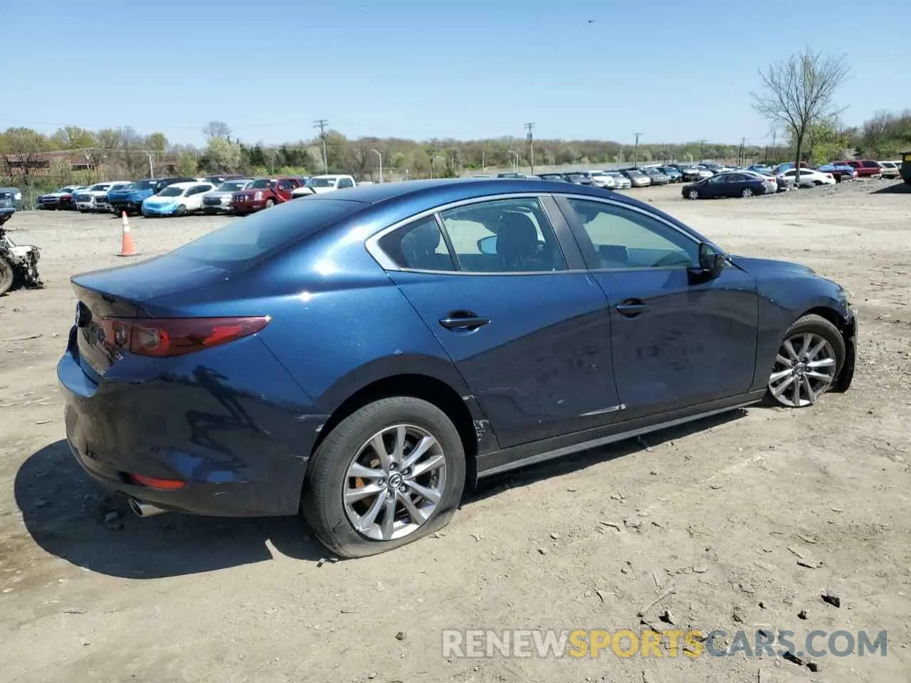 3 Photograph of a damaged car 3MZBPAAL2NM301597 MAZDA 3 2022