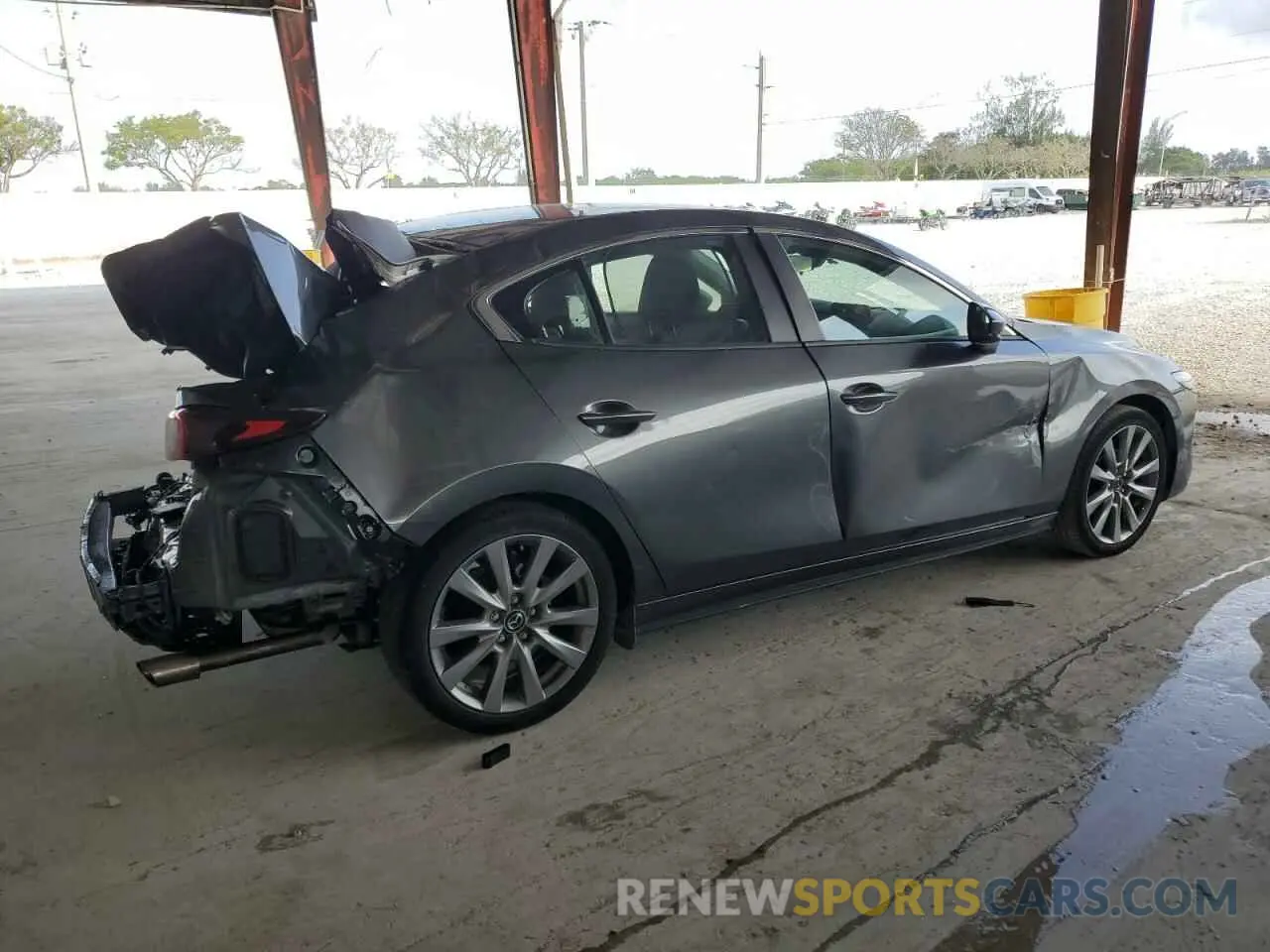 3 Photograph of a damaged car 3MZBPABL1NM317269 MAZDA 3 2022