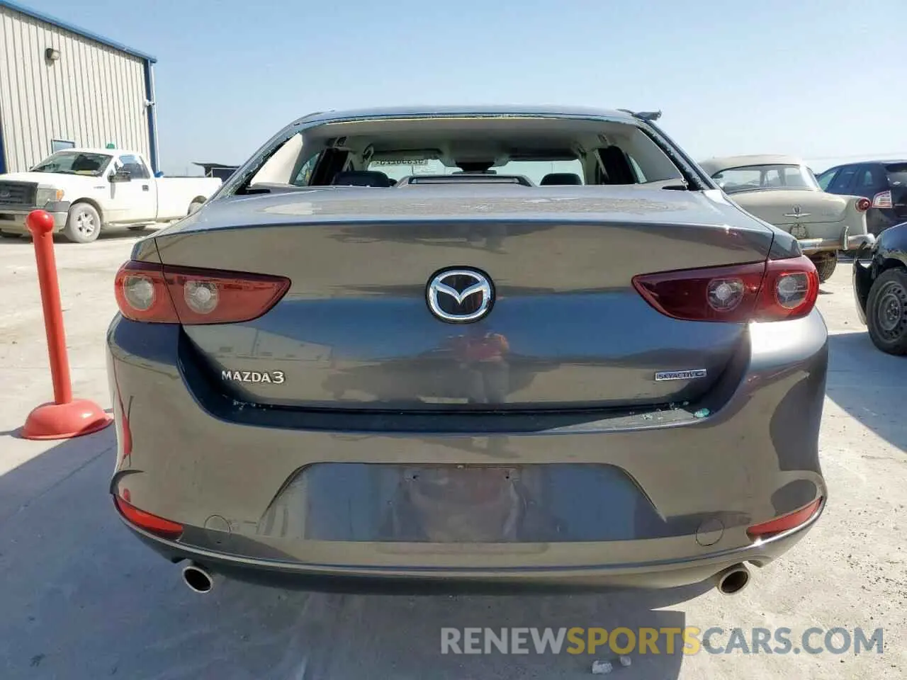 6 Photograph of a damaged car 3MZBPABL4NM313703 MAZDA 3 2022