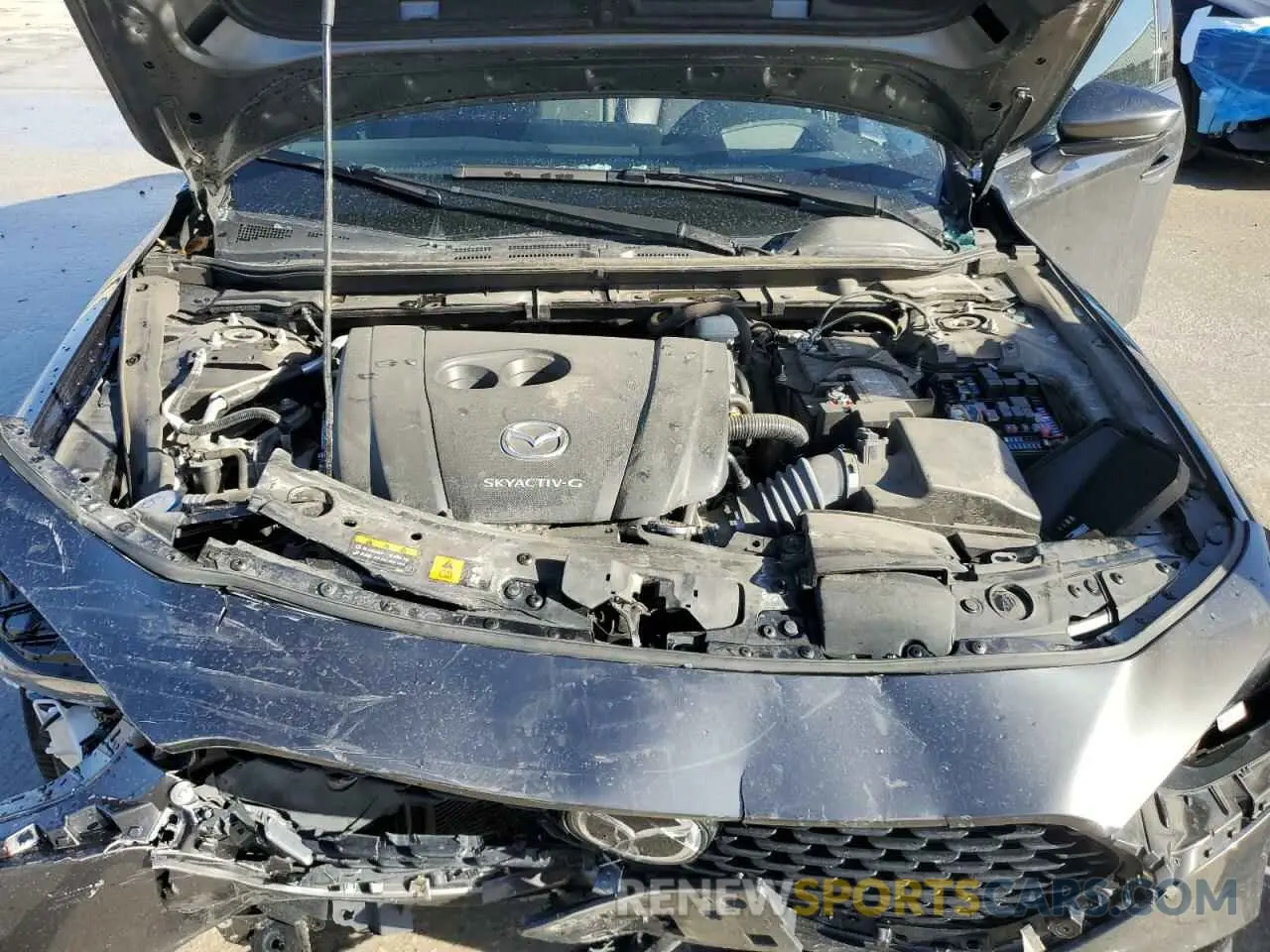 11 Photograph of a damaged car 3MZBPADL3NM313320 MAZDA 3 2022