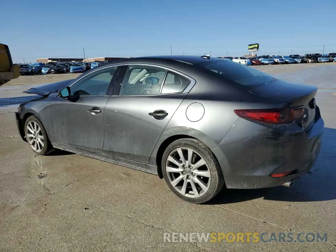 2 Photograph of a damaged car 3MZBPADL3NM313320 MAZDA 3 2022