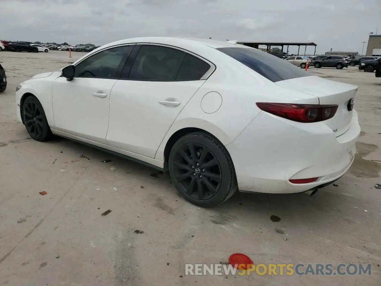 2 Photograph of a damaged car 3MZBPADL9NM300023 MAZDA 3 2022