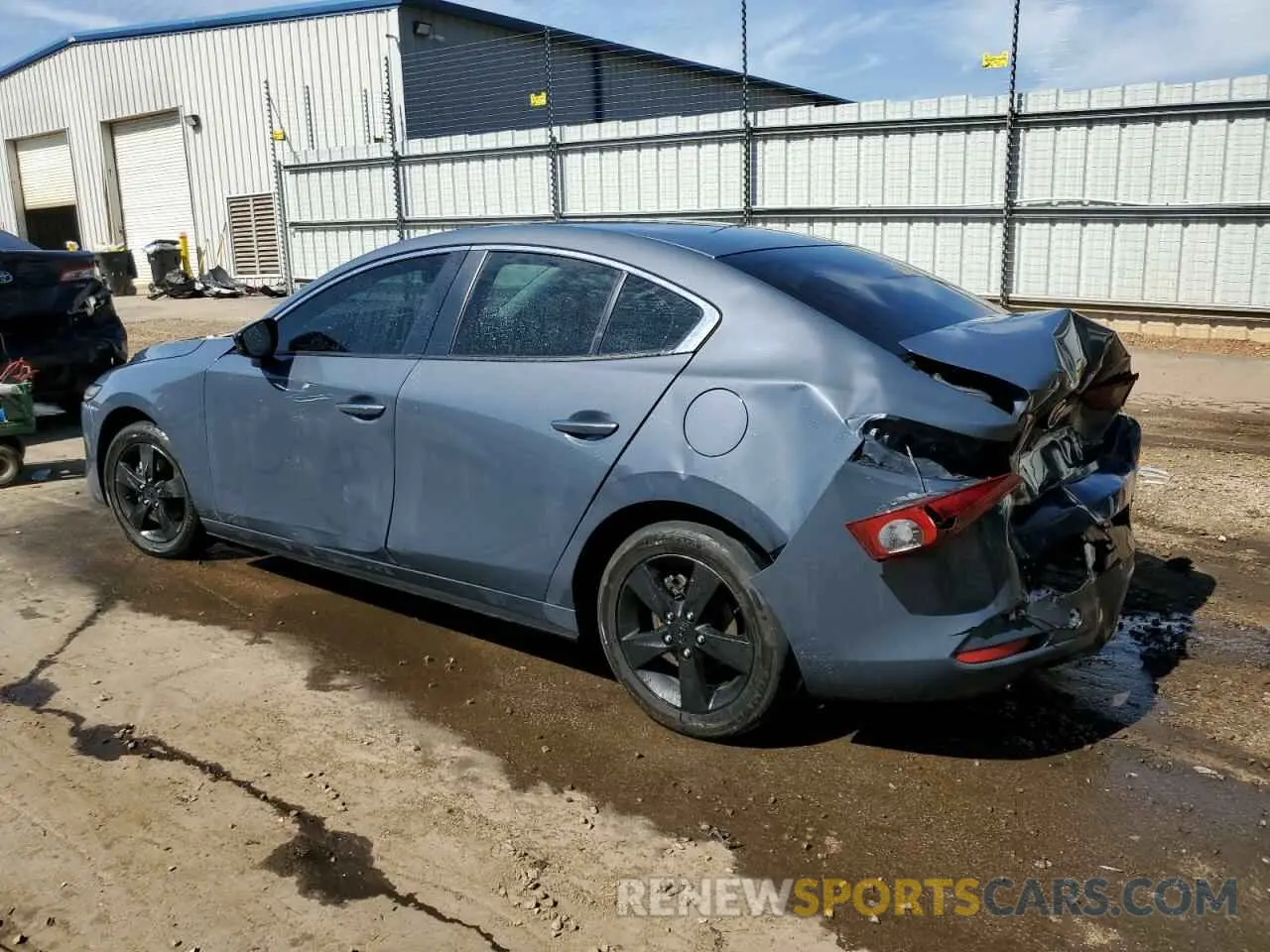2 Фотография поврежденного автомобиля JM1BPACL1N1506356 MAZDA 3 2022