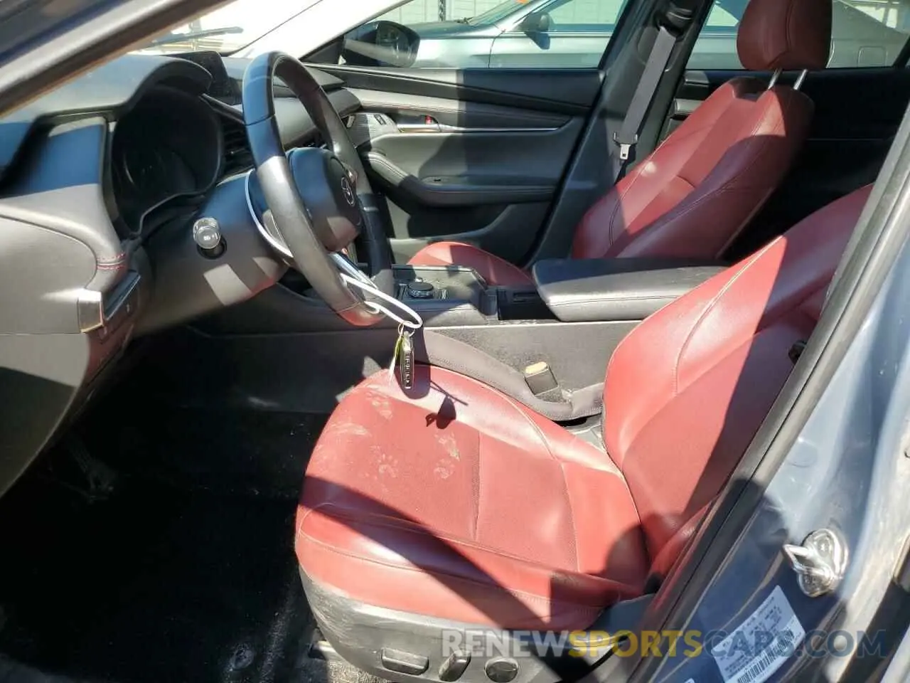 7 Фотография поврежденного автомобиля JM1BPACL1N1506356 MAZDA 3 2022